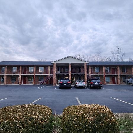 Americas Inn Bardstown Εξωτερικό φωτογραφία