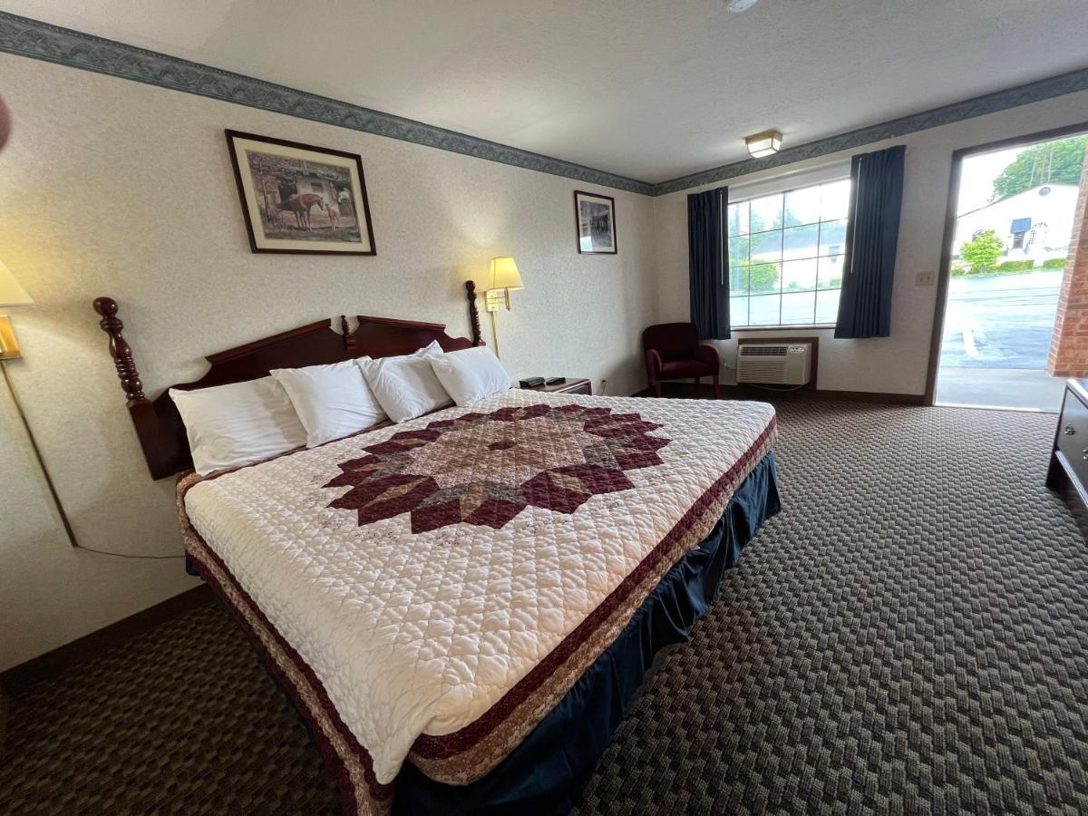 Americas Inn Bardstown Εξωτερικό φωτογραφία
