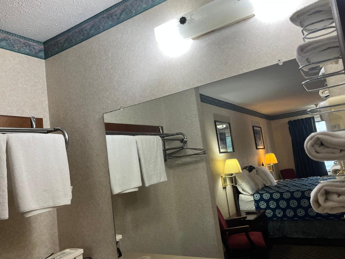 Americas Inn Bardstown Εξωτερικό φωτογραφία