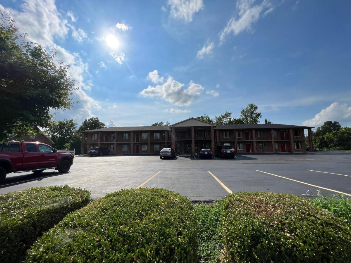 Americas Inn Bardstown Εξωτερικό φωτογραφία
