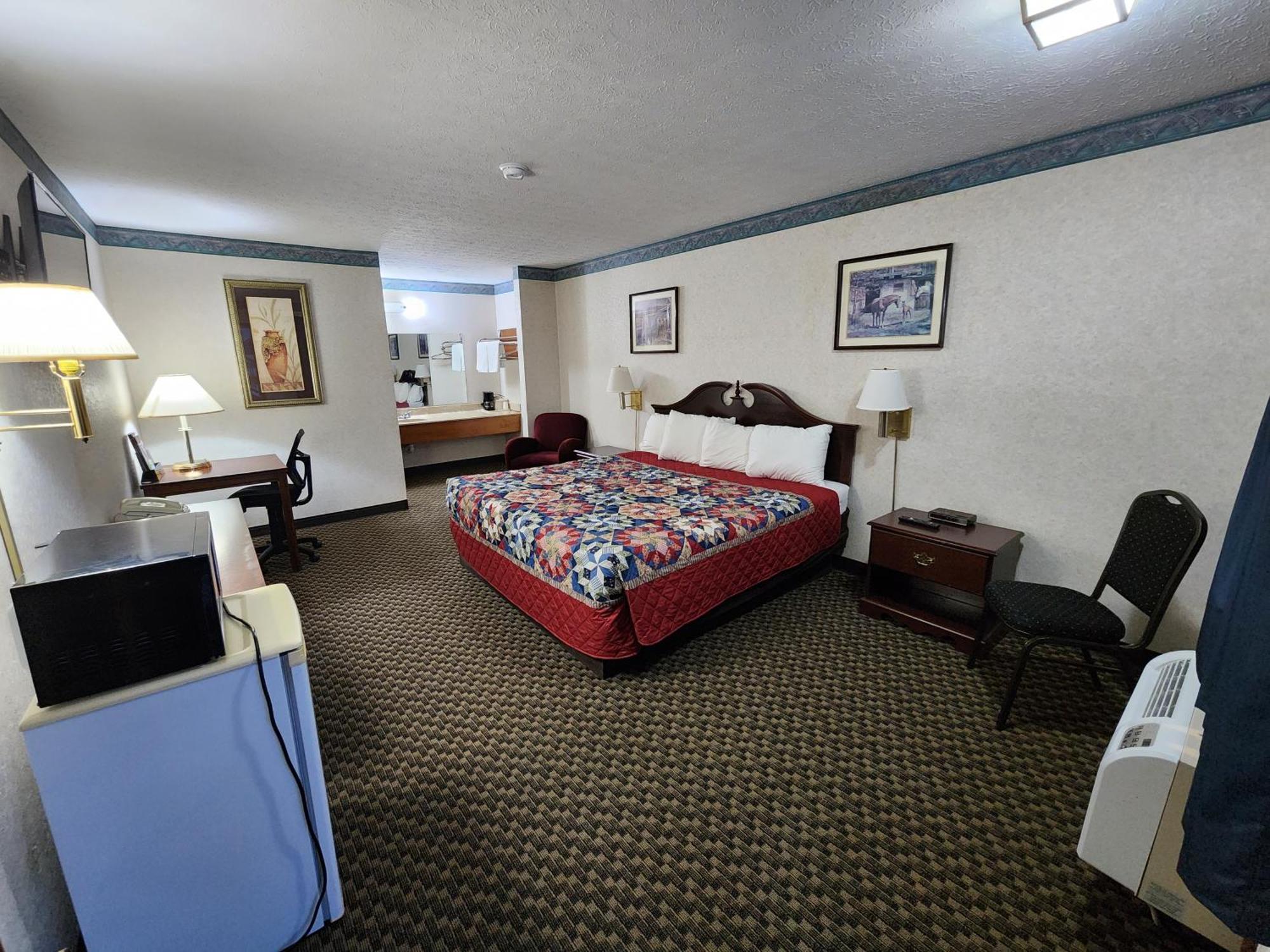 Americas Inn Bardstown Εξωτερικό φωτογραφία