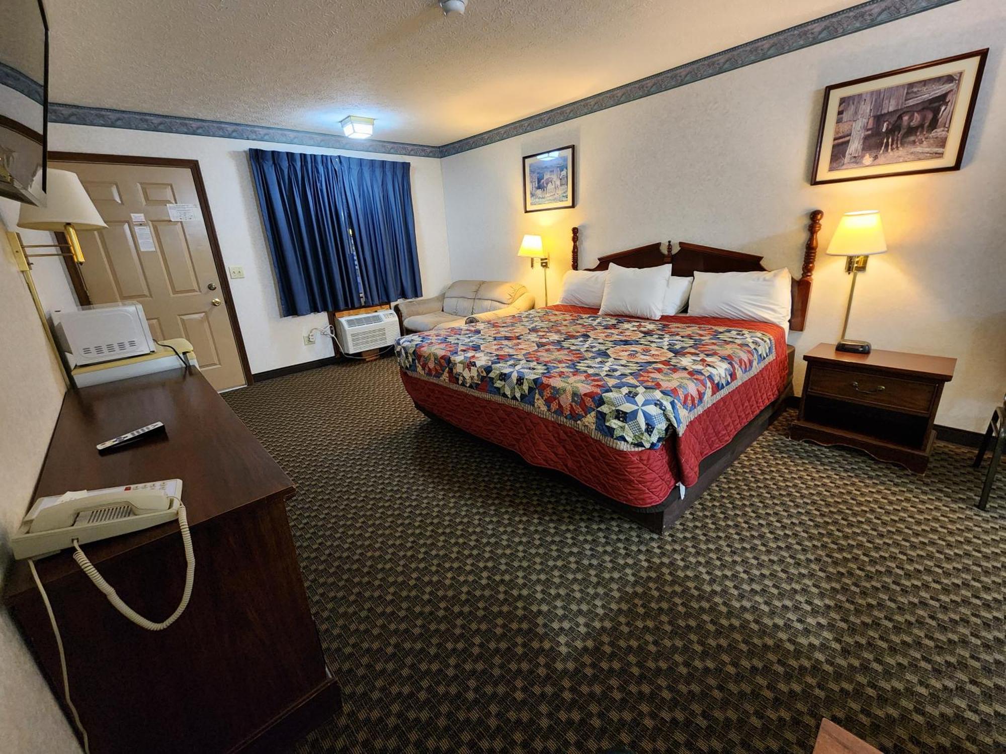 Americas Inn Bardstown Εξωτερικό φωτογραφία