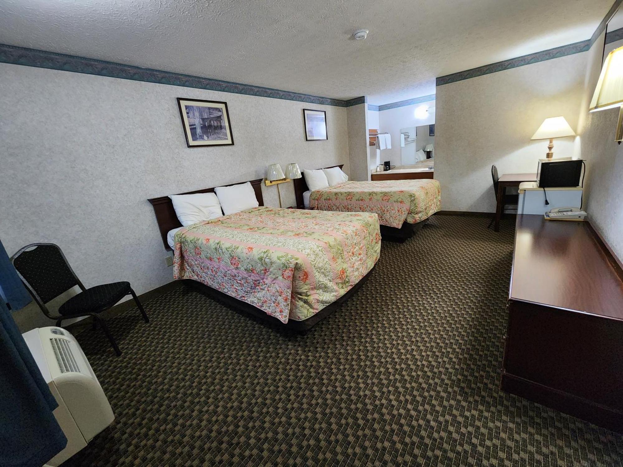 Americas Inn Bardstown Εξωτερικό φωτογραφία
