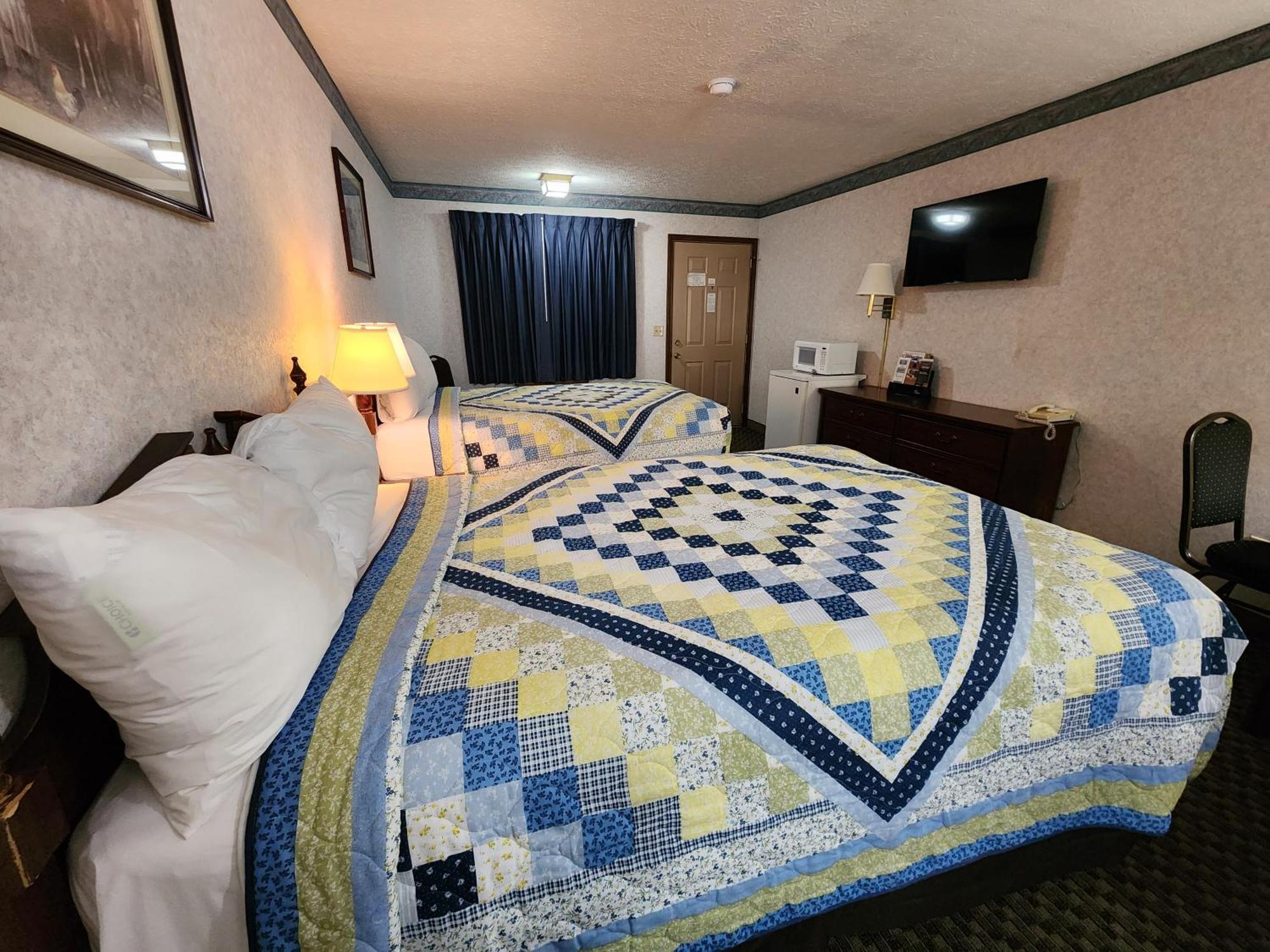 Americas Inn Bardstown Εξωτερικό φωτογραφία