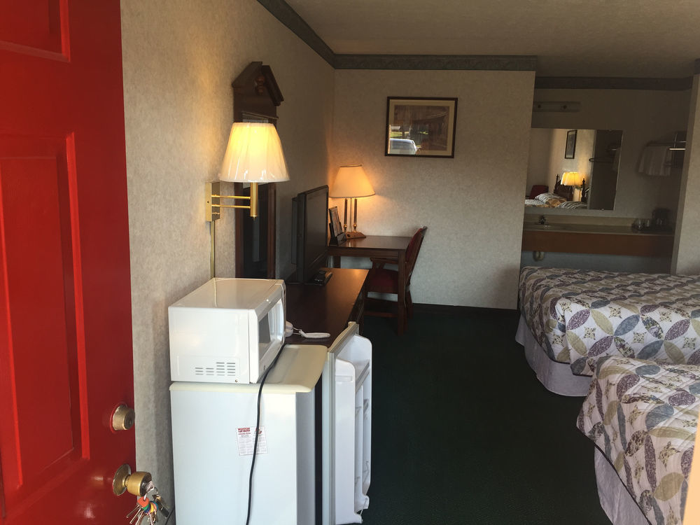 Americas Inn Bardstown Εξωτερικό φωτογραφία